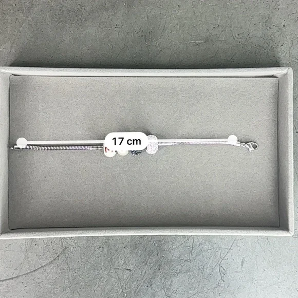 ✨ Swarovski x Crabtree & Evelyn Bracelet | Crystal | Limited Edition | NWOT - Picture 5 of 7